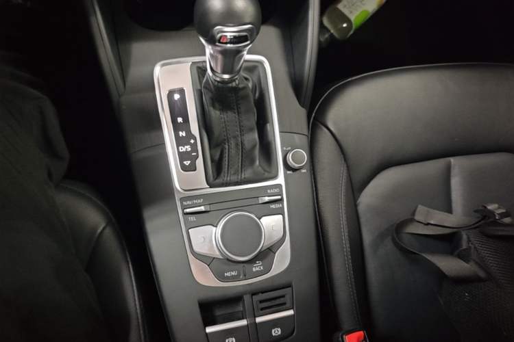 Used Audi A3 2018 30th Anniversary Edition Sportback 35 TFSI Style Model Gear Lever