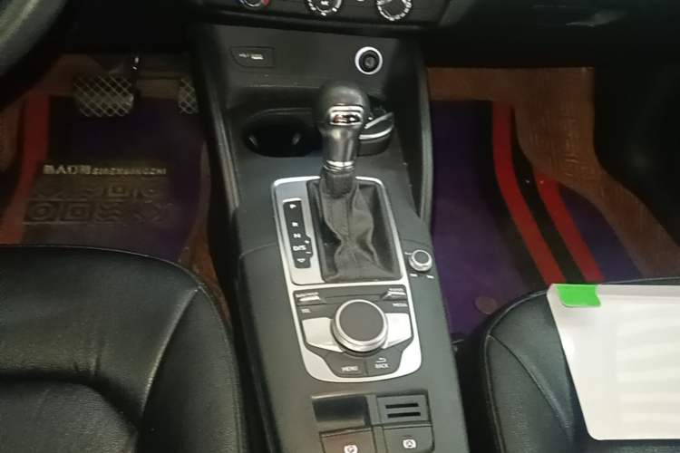 Used Audi A3 2018 30th Anniversary Edition Sportback 35 TFSI Ambition Model Gear Lever