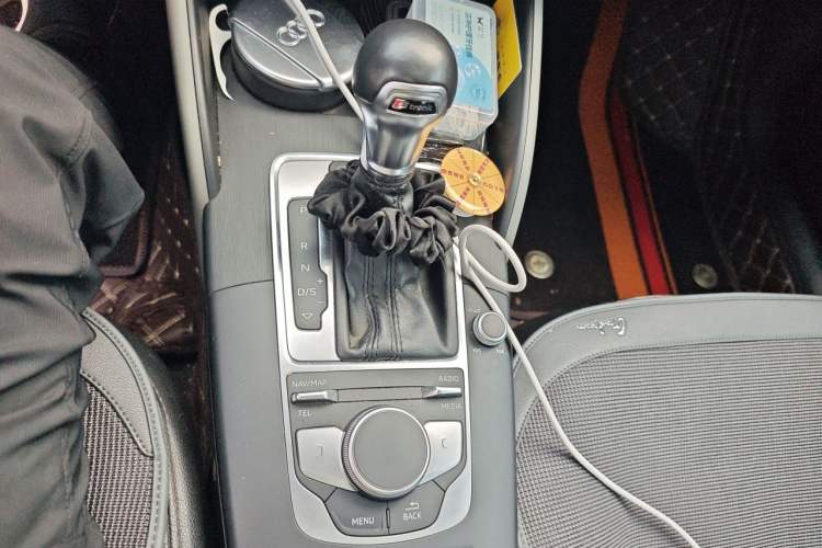 Used Audi A3 2018 30th Anniversary Edition Sportback 35 TFSI Fashion Model Gear Lever