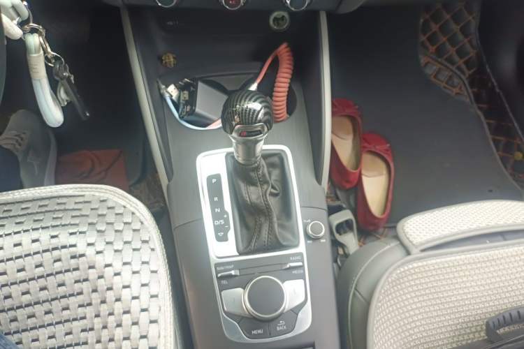 Used Audi A3 2018 30th Anniversary Edition Sportback 35 TFSI Fashion Model Gear Lever