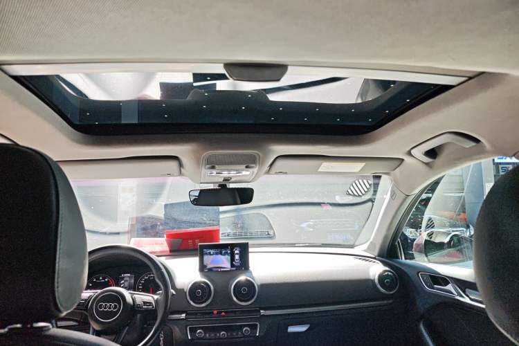 Used Audi A3 2018 30th Anniversary Edition Limousine 40 TFSI Style Model Headliner