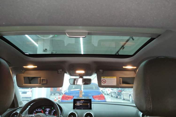 Used Audi A3 2018 30th Anniversary Edition Limousine 35 TFSI Fashion Model Headliner