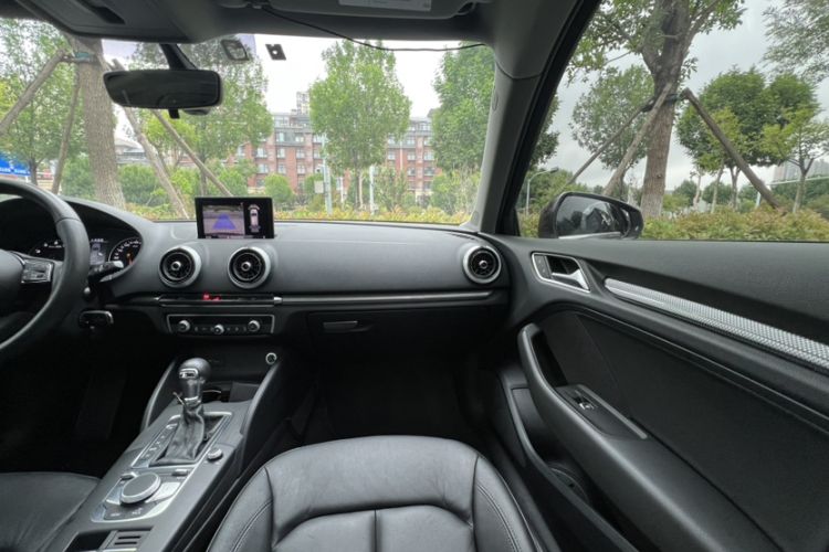 Used Audi A3 2018 30th Anniversary Edition Sportback 35 TFSI Style Model Interior 10