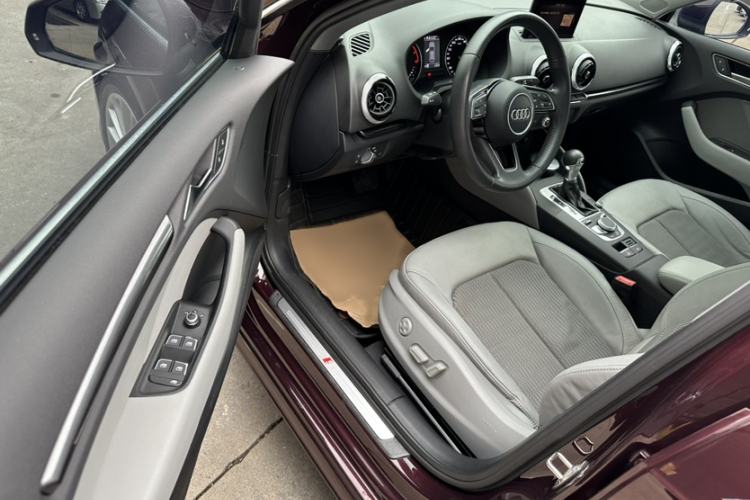 Used Audi A3 2018 30th Anniversary Edition Sportback 35 TFSI Fashion Model Interior 6
