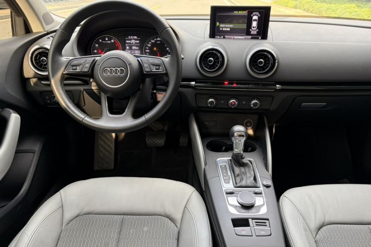 Used Audi A3 2018 30th Anniversary Edition Limousine 35 TFSI Fashion Model Interior 8