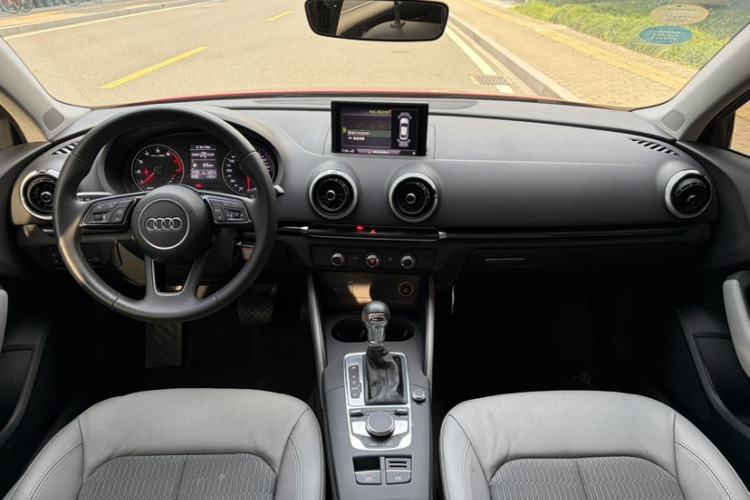 Used Audi A3 2018 30th Anniversary Edition Limousine 35 TFSI Fashion Model Interior 9