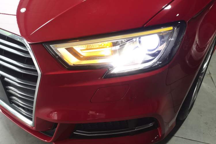 Used Audi A3 2018 30th Anniversary Edition Sportback 35 TFSI Fashion Model Left Front Headlight