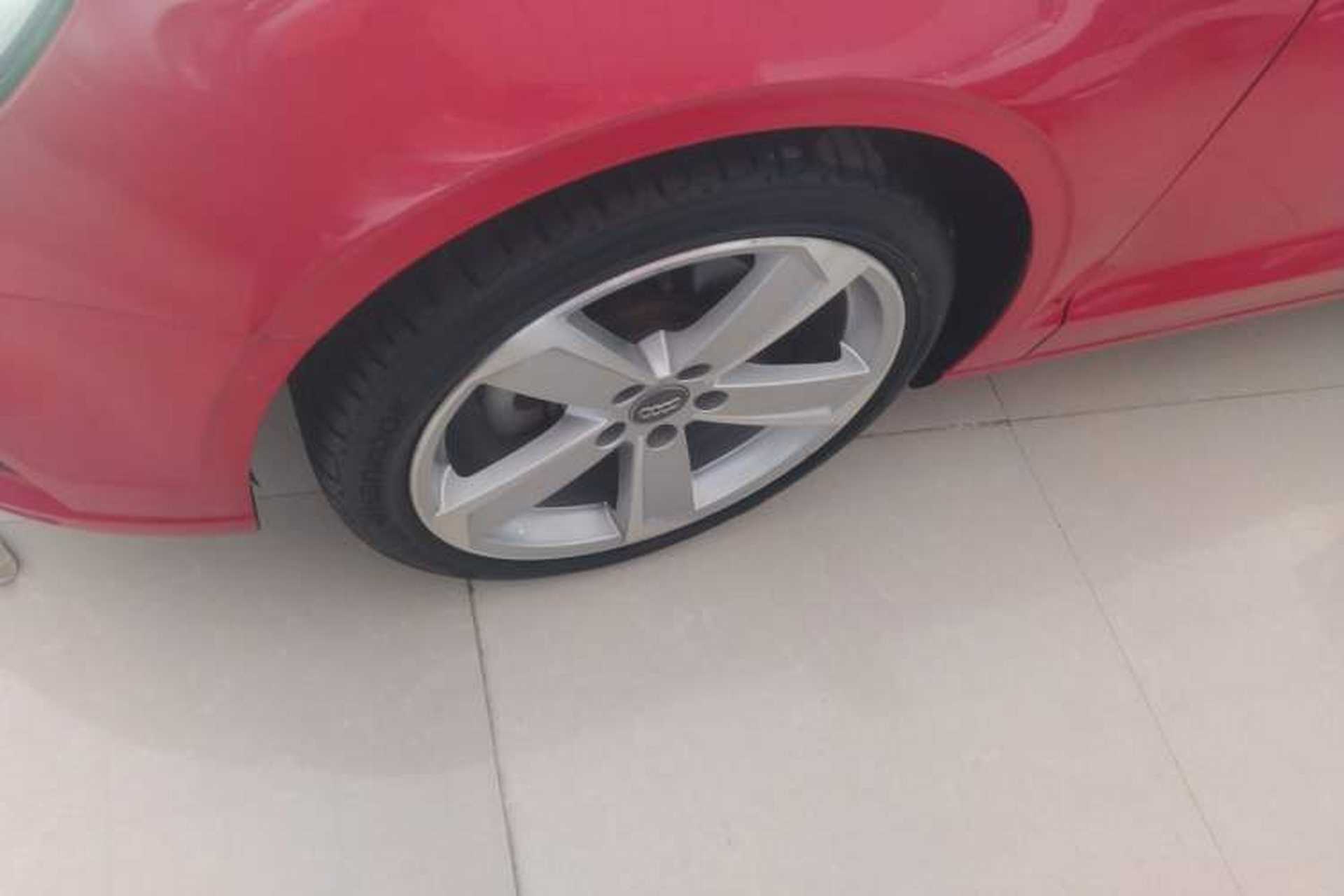 Used Audi A3 2018 30th Anniversary Edition Limousine 35 TFSI Style Model Left Front Wheel Hub
