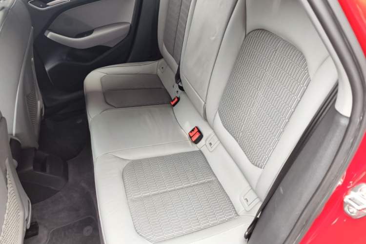 Used Audi A3 2018 30th Anniversary Edition Limousine 35 TFSI Fashion Model Left Rear Seat