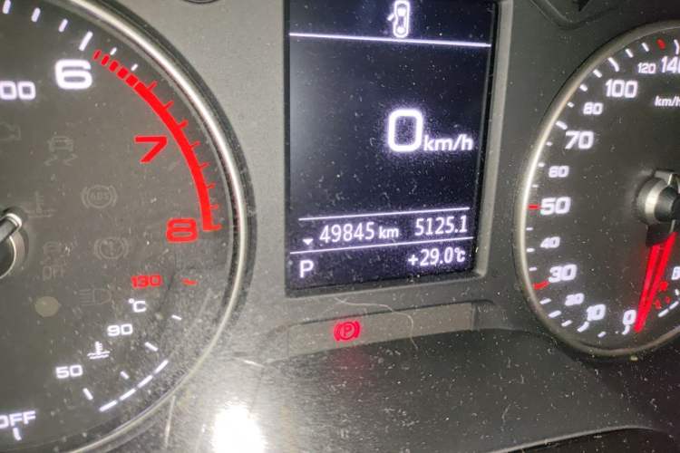 Used Audi A3 2018 30th Anniversary Edition Limousine 35 TFSI Ambition Model Odometer Close Up