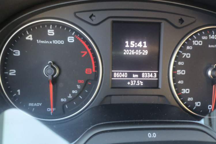 Used Audi A3 2018 30th Anniversary Edition Limousine 35 TFSI Fashion Model Odometer Close Up