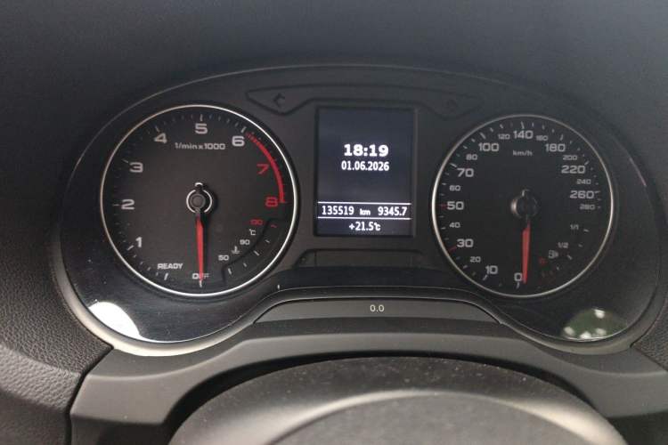 Used Audi A3 2018 30th Anniversary Edition Limousine 35 TFSI Fashion Model Odometer Close Up