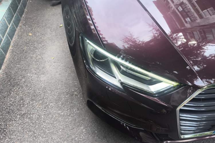Used Audi A3 2018 30th Anniversary Edition Sportback 35 TFSI Sport Model Right Front Headlight