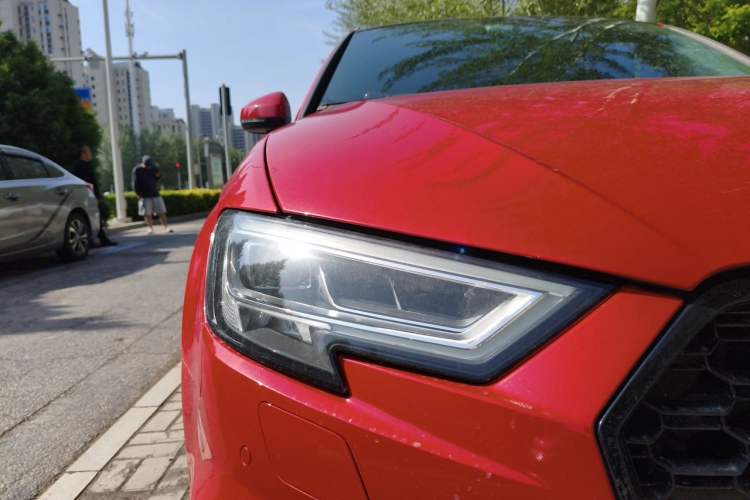 Used Audi A3 2018 30th Anniversary Edition Sportback 35 TFSI Sport Model Right Front Headlight