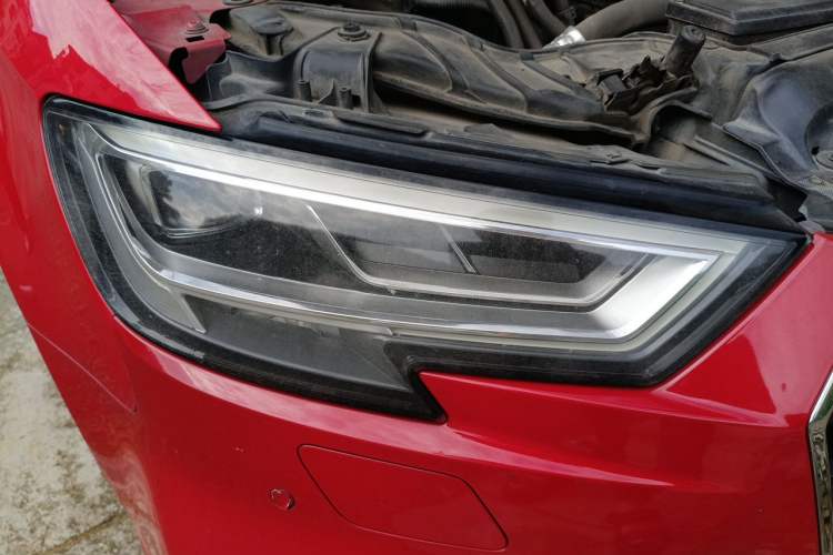 Used Audi A3 2018 30th Anniversary Edition Sportback 35 TFSI Sport Model Right Front Headlight