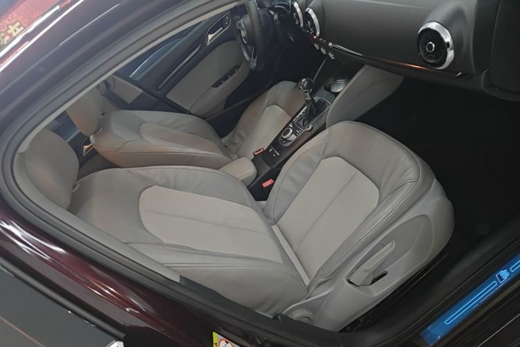 Used Audi A3 2018 30th Anniversary Edition Limousine 35 TFSI Fashion Model Right Front Seat