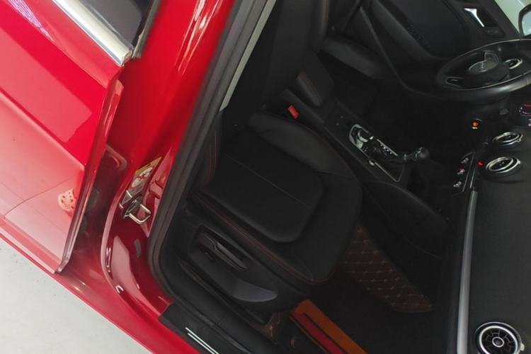 Used Audi A3 2018 30th Anniversary Edition Sportback 35 TFSI Ambition Model Right Front Seat