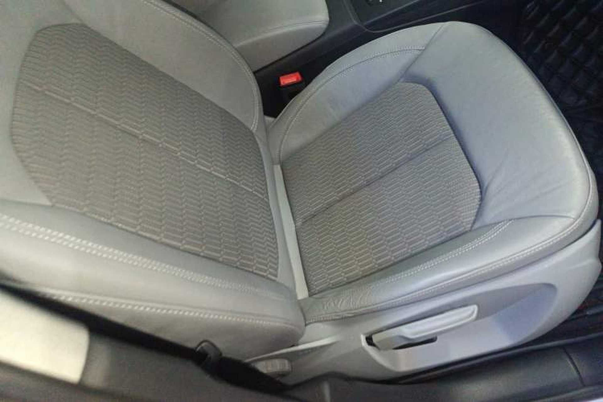Used Audi A3 2018 30th Anniversary Edition Sportback 35 TFSI Fashion Model Right Front Seat