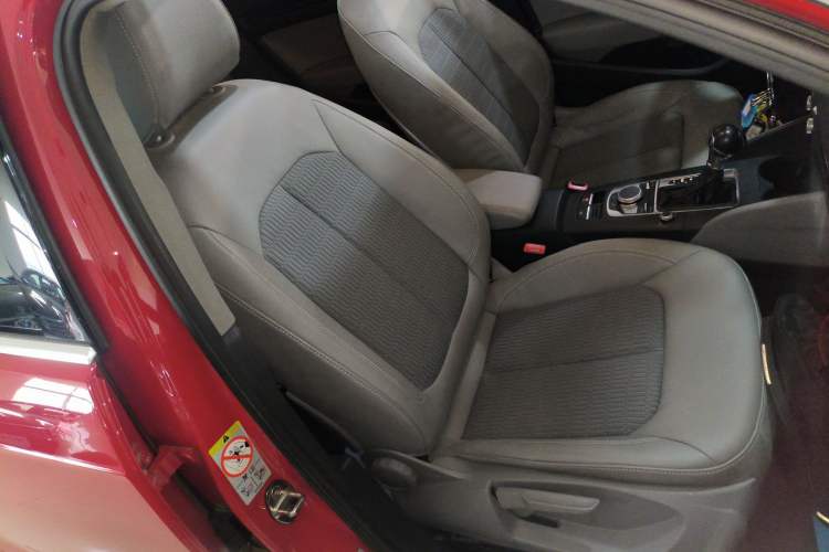 Used Audi A3 2018 30th Anniversary Edition Sportback 35 TFSI Fashion Model Right Front Seat