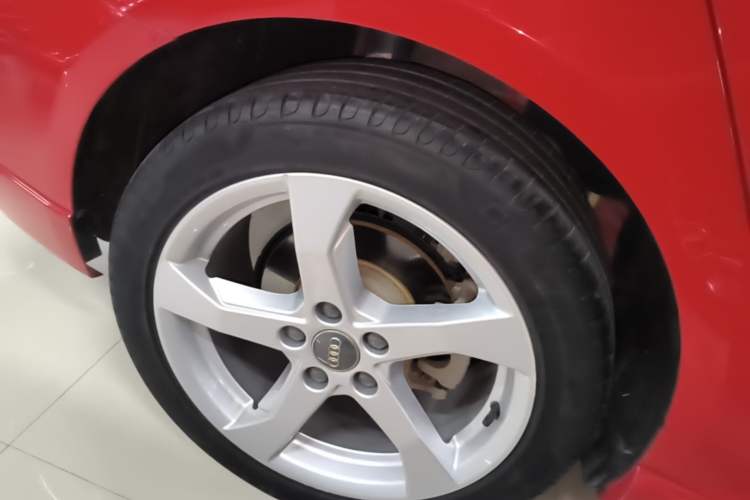 Used Audi A3 2018 30th Anniversary Edition Sportback 35 TFSI Fashion Model Right Rear Wheel Hub