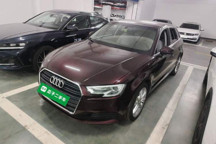 Used Audi A3 2018 30th Anniversary Edition Sportback 35 TFSI Ambition Model Guazi used car, China used car export, Used car for sale, Used cars, Cheapest cars for sale