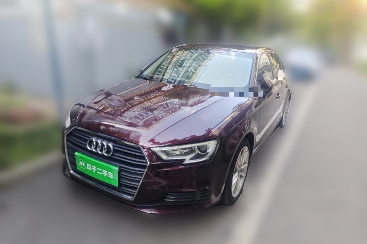 Used Audi A3 2018 30th Anniversary Edition Sportback 35 TFSI Ambition Model Guazi used car, China used car export, Used car for sale, Used cars, Cheapest cars for sale