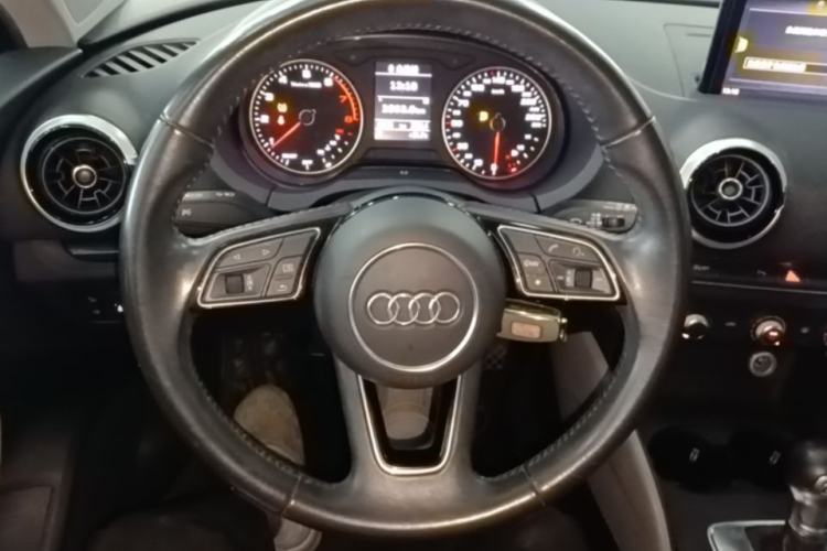 Used Audi A3 2018 30th Anniversary Edition Sportback 35 TFSI Fashion Model Steering Wheel