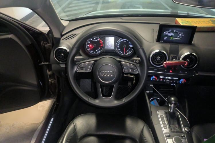 Used Audi A3 2018 30th Anniversary Edition Limousine 35 TFSI Style Model Steering Wheel