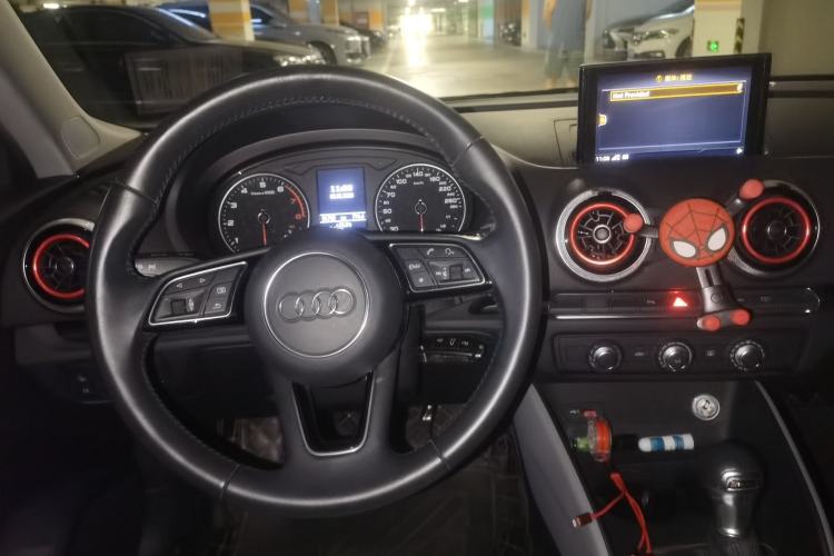 Used Audi A3 2018 30th Anniversary Edition Sportback 35 TFSI Fashion Model Steering Wheel