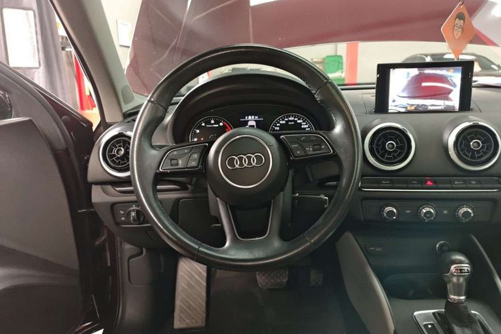 Used Audi A3 2018 30th Anniversary Edition Limousine 35 TFSI Fashion Model Steering Wheel