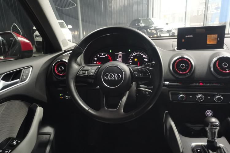 Used Audi A3 2018 30th Anniversary Edition Sportback 35 TFSI Fashion Model Steering Wheel