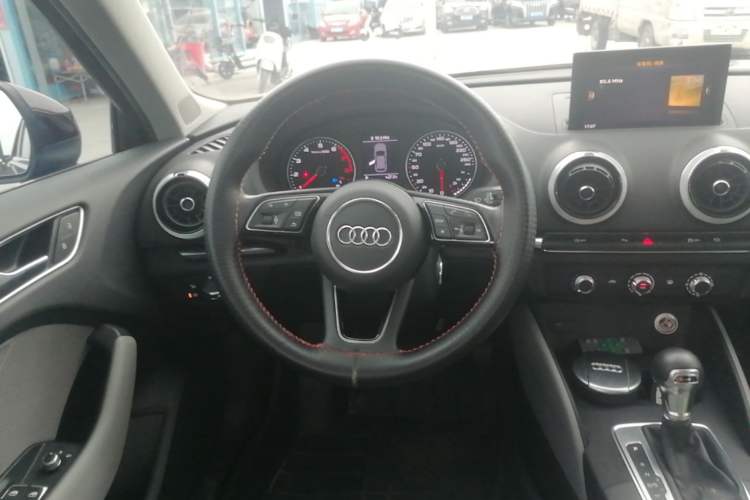 Used Audi A3 2018 30th Anniversary Edition Sportback 35 TFSI Fashion Model Steering Wheel
