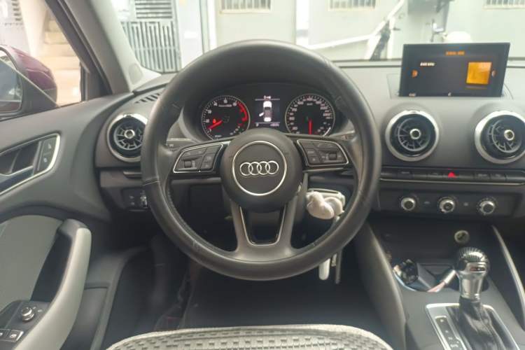 Used Audi A3 2018 30th Anniversary Edition Sportback 35 TFSI Fashion Model Steering Wheel