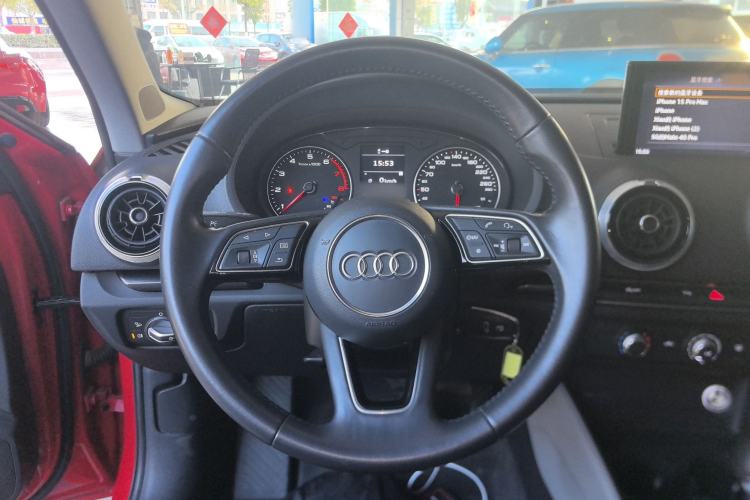 Used Audi A3 2018 30th Anniversary Edition Limousine 35 TFSI Fashion Model Steering Wheel