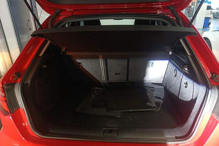 Used Audi A3 2018 30th Anniversary Edition Sportback 35 TFSI Fashion Model Trunk