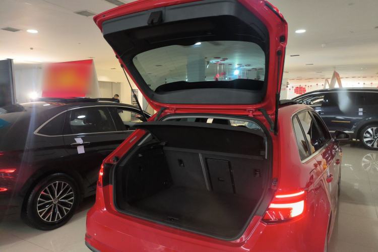 Used Audi A3 2018 30th Anniversary Edition Sportback 35 TFSI Fashion Model Trunk