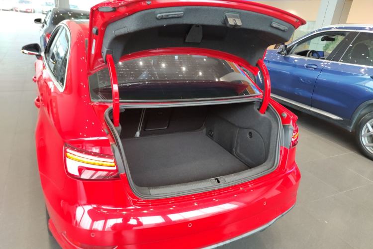 Used Audi A3 2018 30th Anniversary Edition Limousine 35 TFSI Fashion Model Trunk