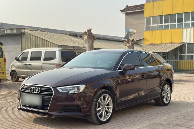 Used Audi A3 2018 30th Anniversary Edition Limousine 35 TFSI Ambition Model Guazi used car, China used car export, Used car for sale, Used cars, Cheapest cars for sale
