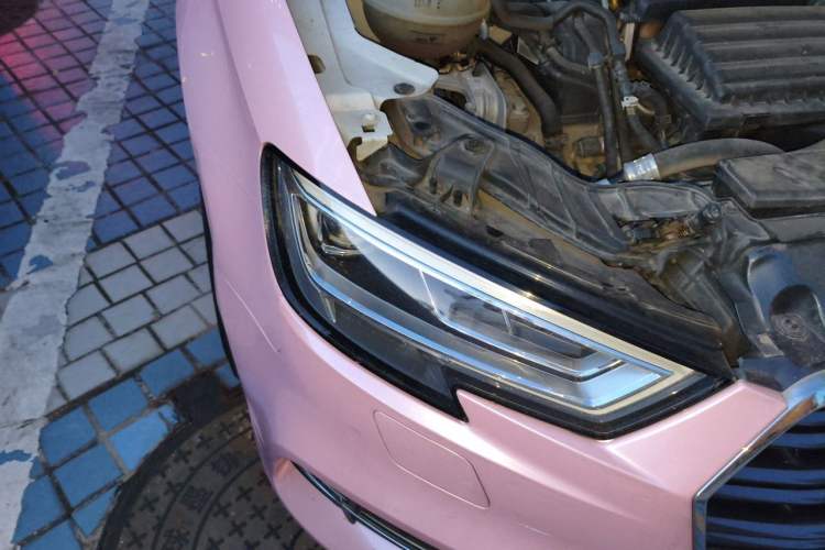 Used Audi A3 2018 30th Anniversary Edition Limousine 35 TFSI Fashion Model Right Front Headlight
