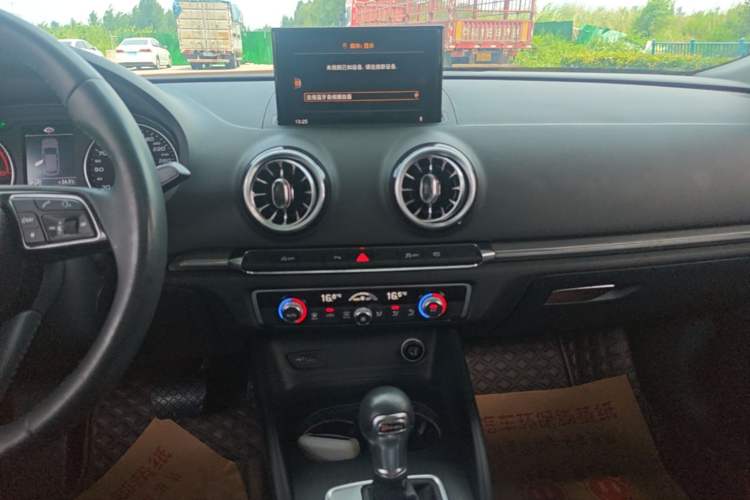 Used Audi A3 2018 30th Anniversary Edition Sportback 40 TFSI Style Model Audio And AC Panel