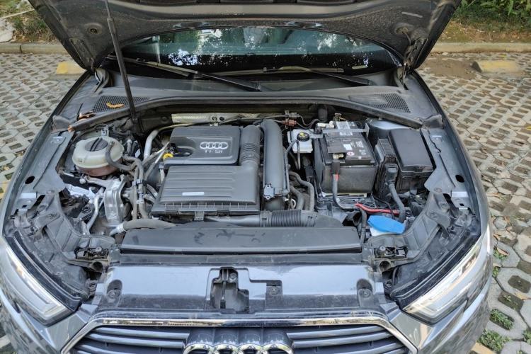 Used Audi A3 2018 30th Anniversary Edition Limousine 35 TFSI Fashion Model Engine Bay
