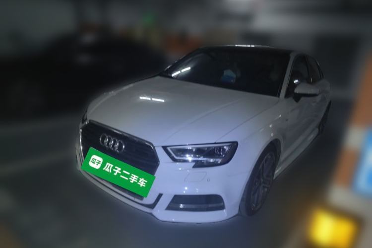 Used Audi A3 2018 30th Anniversary Edition Limousine 35 TFSI Sport Model Guazi used car, China used car export, Used car for sale, Used cars, Cheapest cars for sale