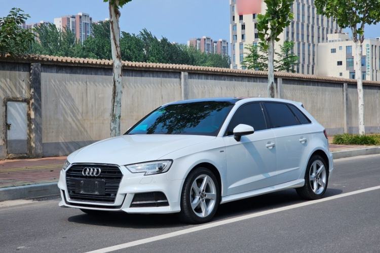Used Audi A3 2018 30th Anniversary Edition Sportback 35 TFSI Fashion Model Guazi used car, China used car export, Used car for sale, Used  cars, Cheapest cars for sale