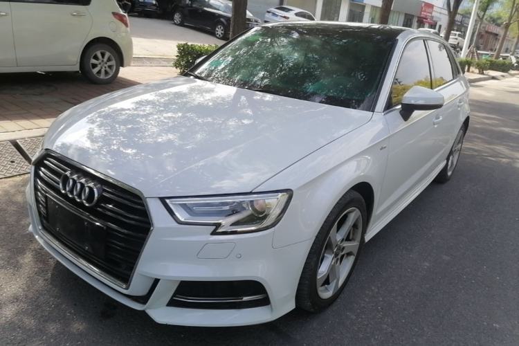Used Audi A3 2018 30th Anniversary Edition Sportback 35 TFSI Fashion Model Guazi used car, China used car export, Used car for sale, Used cars, Cheapest cars for sale