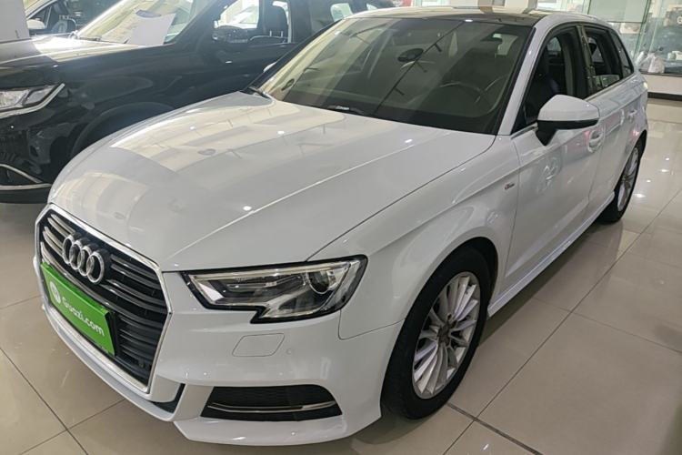 Used Audi A3 2018 30th Anniversary Edition Sportback 35 TFSI Fashion Model Guazi used car, China used car export, Used car for sale, Used cars, Cheapest cars for sale