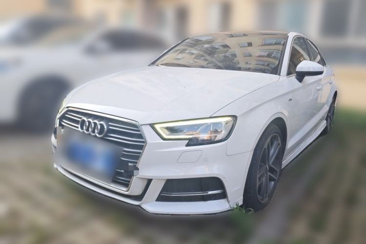 Used Audi A3 2018 30th Anniversary Edition Limousine 35 TFSI Sport Model Guazi used car, China used car export, Used car for sale, Used  cars, Cheapest cars for sale