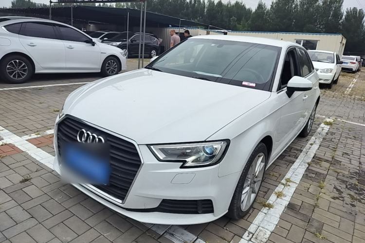 Used Audi A3 2018 30th Anniversary Edition Sportback 35 TFSI Ambition Model Guazi used car, China used car export, Used car for sale, Used cars, Cheapest cars for sale