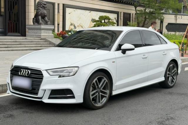 Used Audi A3 2018 30th Anniversary Edition Limousine 35 TFSI Ambition Model