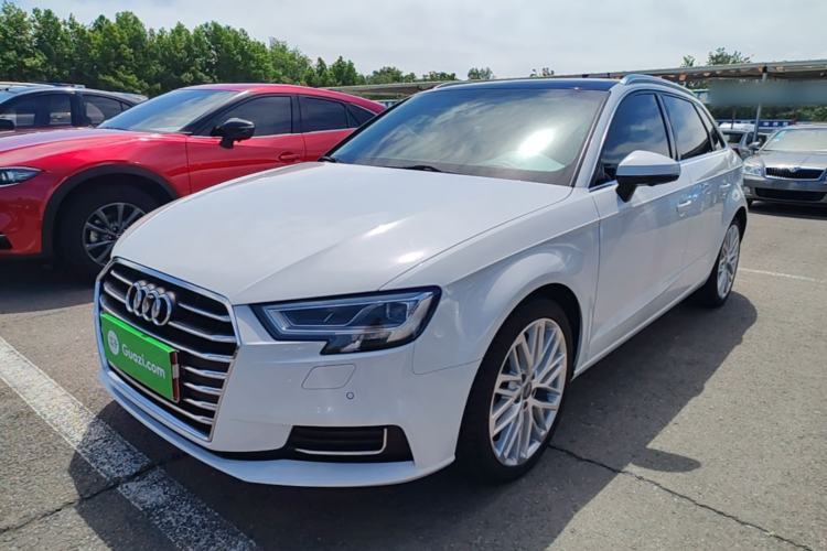Ojetý Audi A3 2018 30th Anniversary Edition Sportback 35 TFSI Style Model Guazi used car, China used car export, Used car for sale, Used cars, Cheapest cars for sale