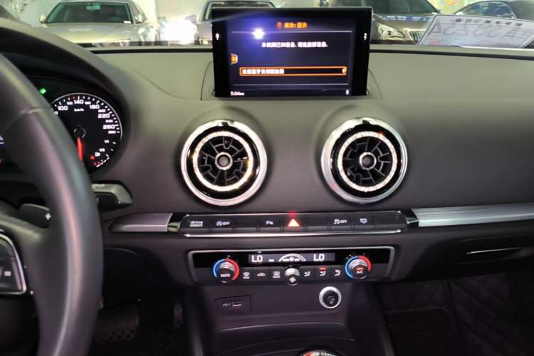 Used Audi A3 2018 30th Anniversary Edition Limousine 40 TFSI Sport Model Audio And AC Panel